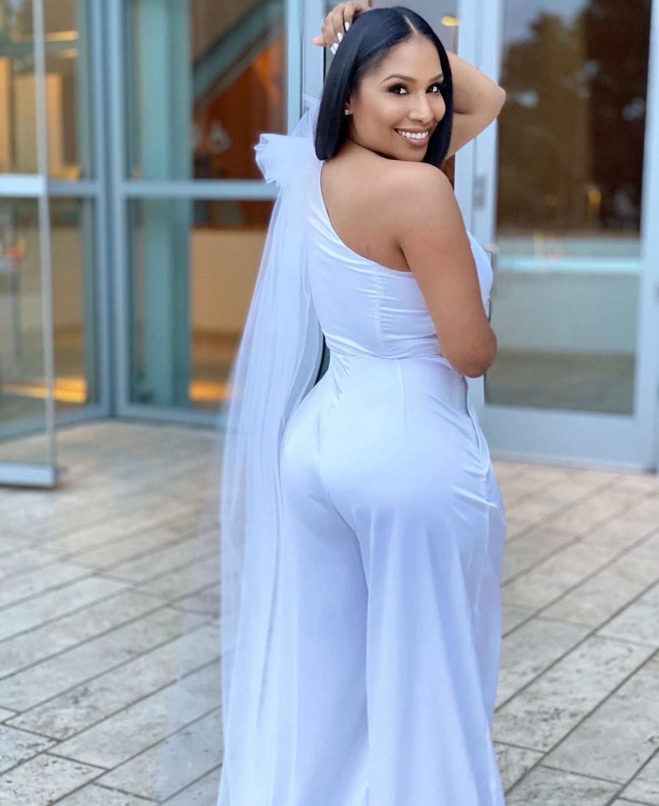 STEAL THE SHOW JUMPSUIT - WHITE
