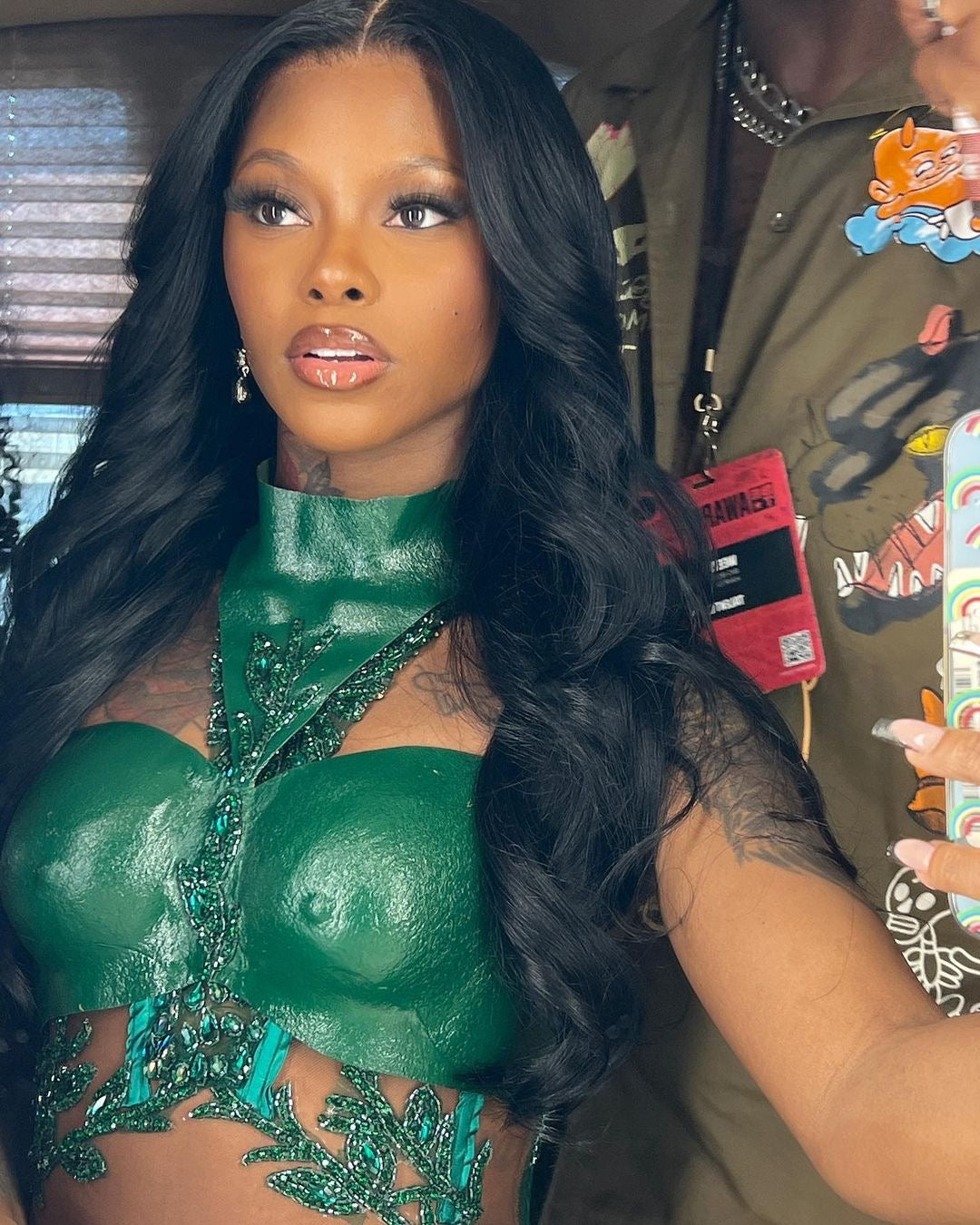 NEW! 13X6 HD LACE FRONTAL WIG - STRAIGHT (200% DENSITY)