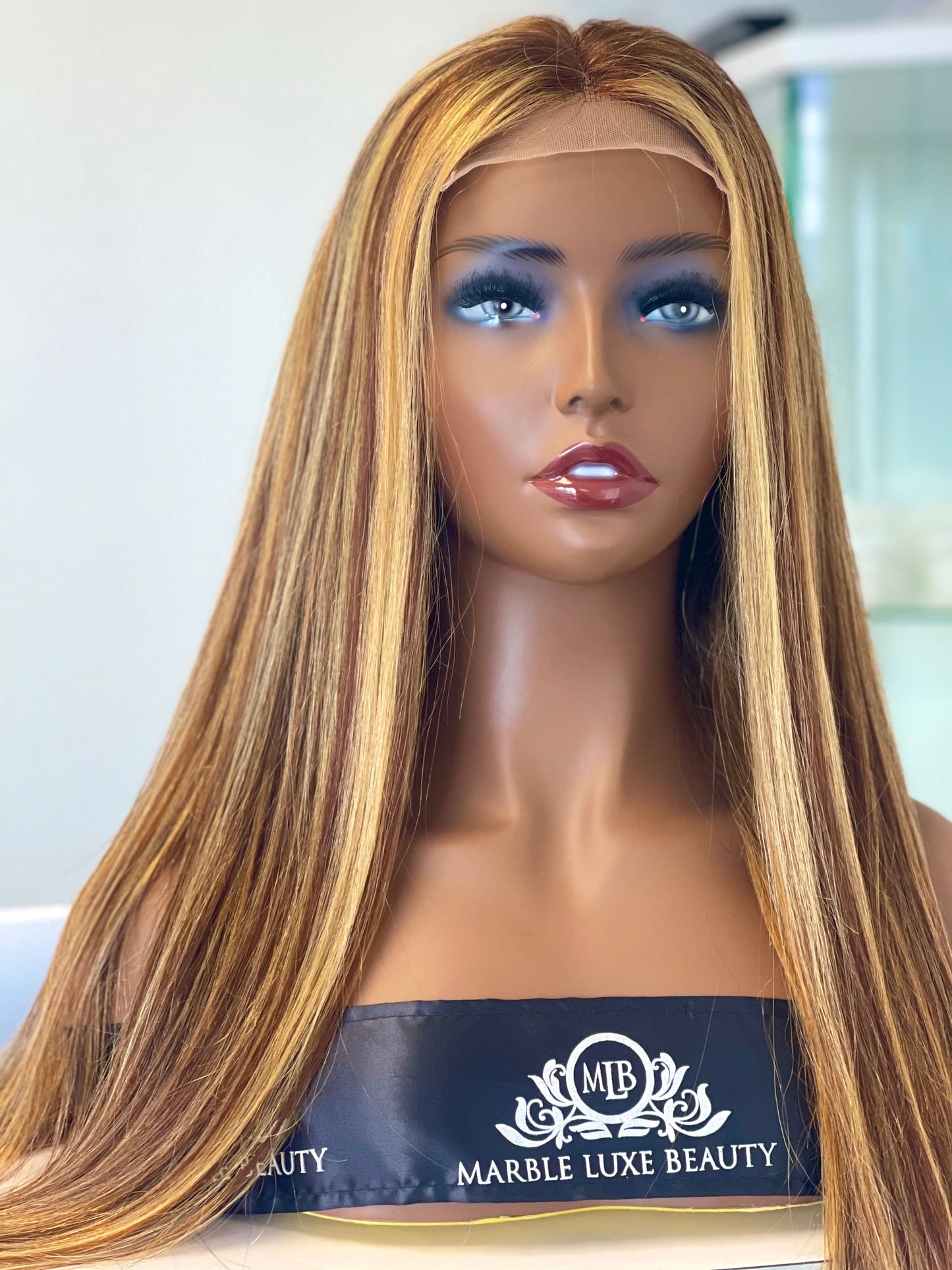 KEISHA HIGHLIGHT BROWN CLOSURE WIG