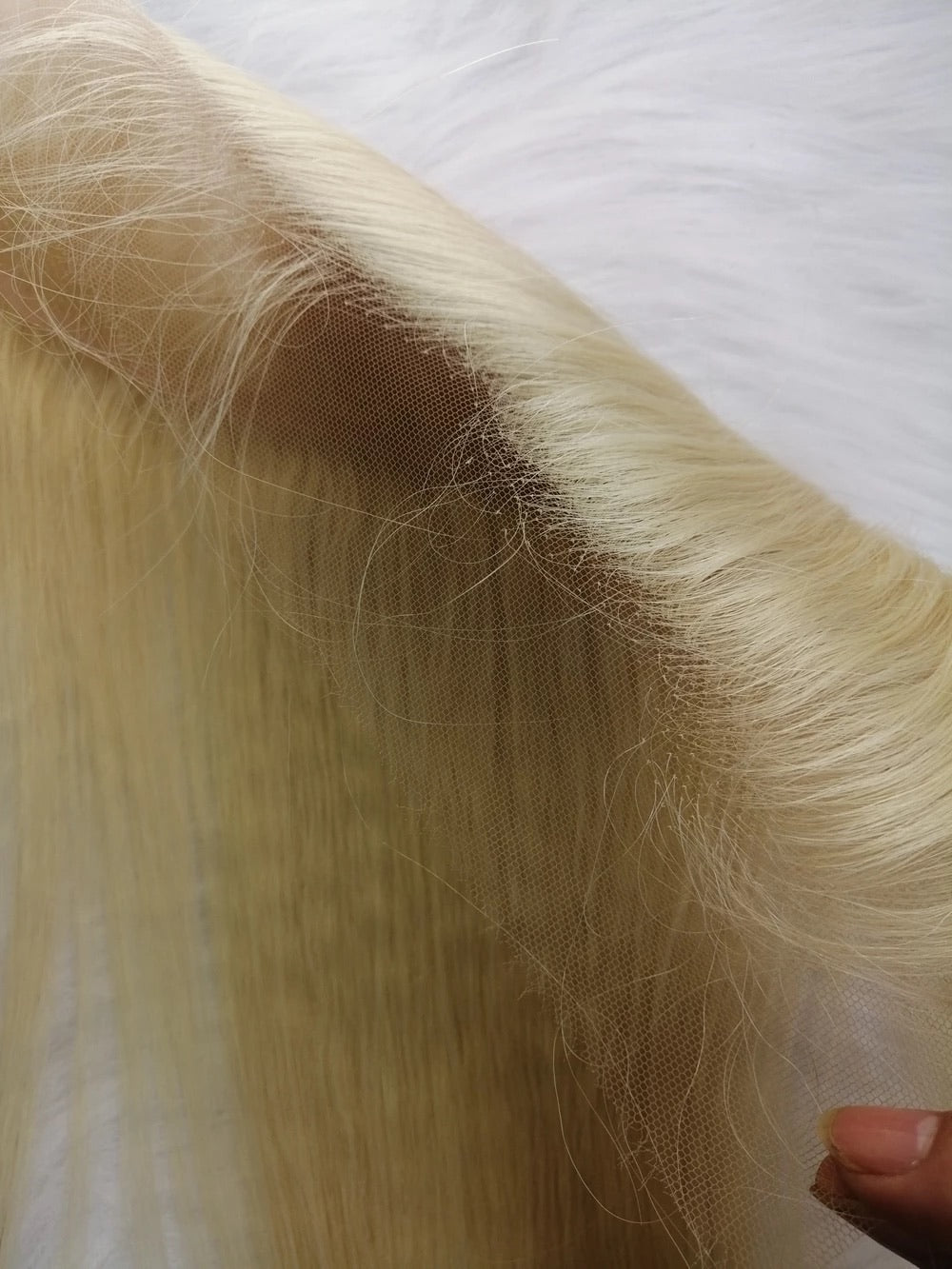 #613 LUXE BLONDE FRONTAL - STRAIGHT (HD LACE)
